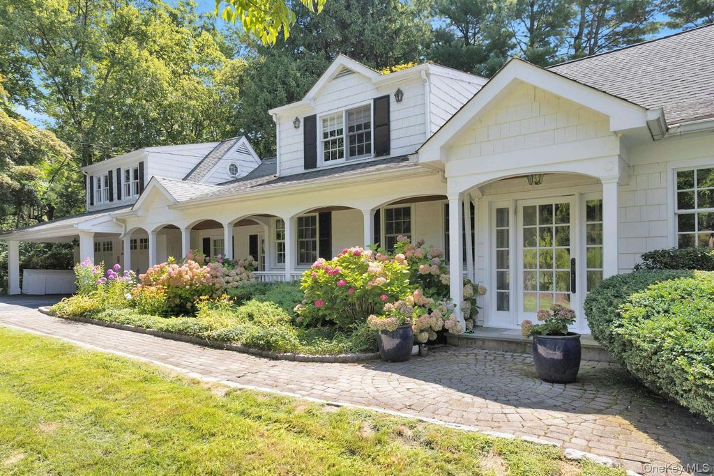 13 Sniffen Road, Armonk, NY 10504 — photo 2