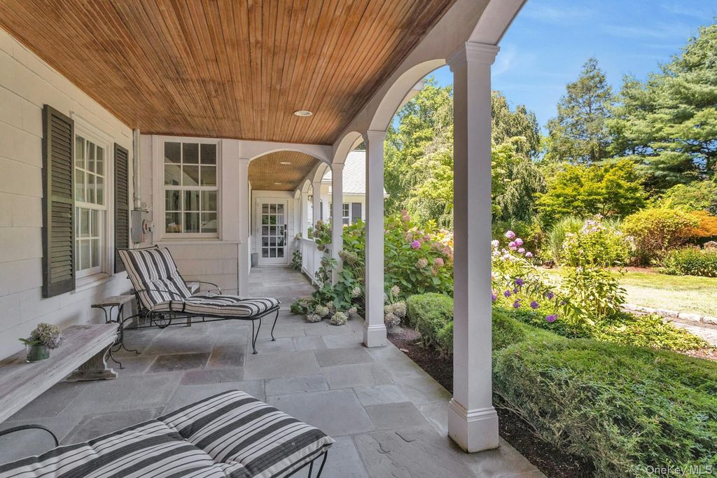 13 Sniffen Road, Armonk, NY 10504 — photo 4