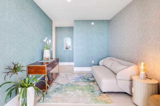 220 Lake Shore Drive 2112, Lake Park, FL 33403