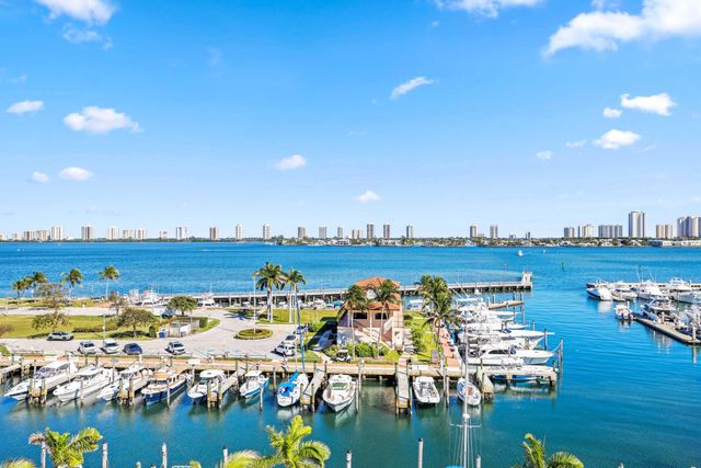 220 Lake Shore Drive 2112, Lake Park, FL 33403