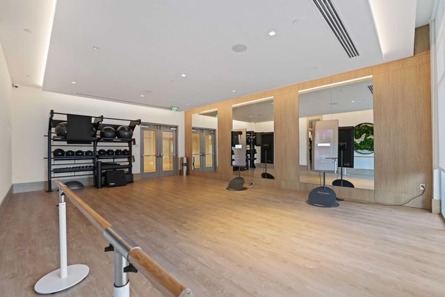 220 Lake Shore Drive 2112, Lake Park, FL 33403