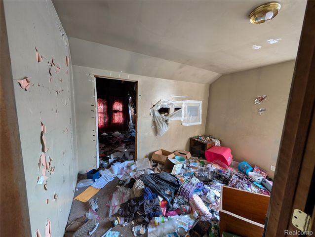 12293 Kilbourne Street, Detroit, MI 48213