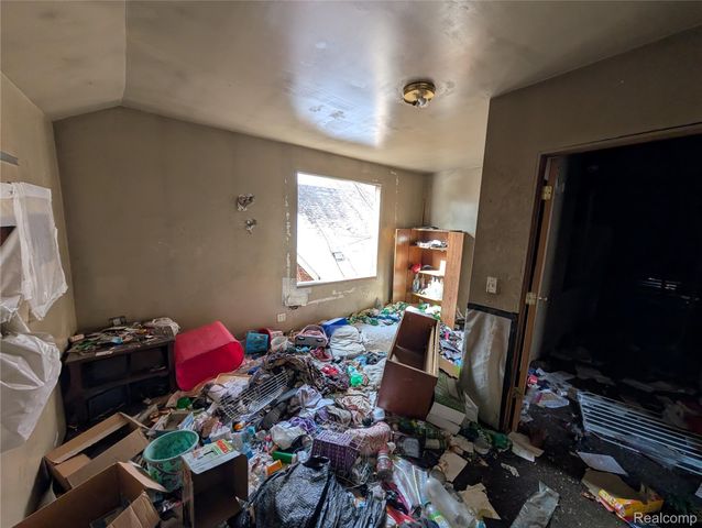 12293 Kilbourne Street, Detroit, MI 48213