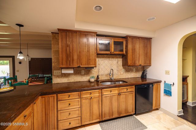 3309 East Street, Las Cruces, NM 88005