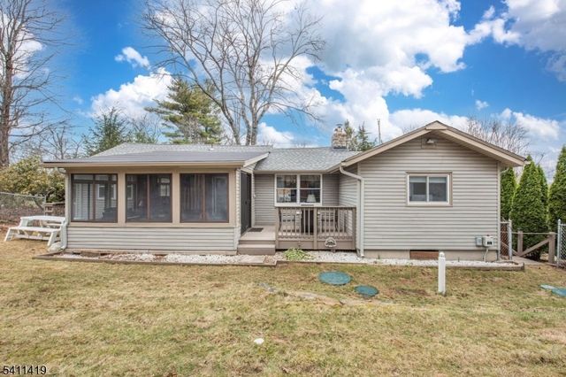 105 Bushwick Ln, Vernon Twp., NJ 07422