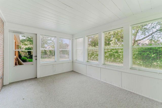 1655 ARIZONA STREET, Oshkosh, WI 54902