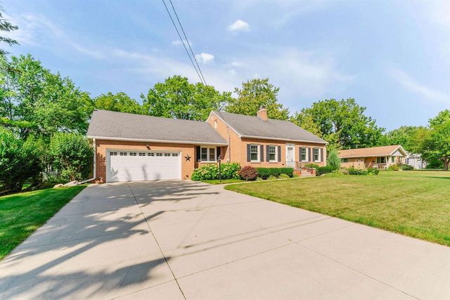1655 ARIZONA STREET, Oshkosh, WI 54902