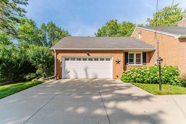 1655 ARIZONA STREET, Oshkosh, WI 54902