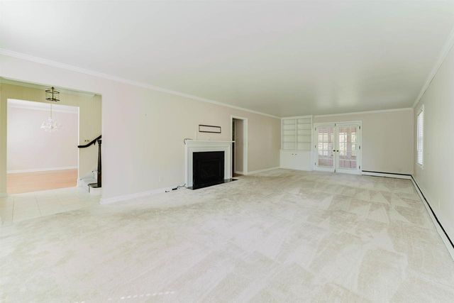 1655 ARIZONA STREET, Oshkosh, WI 54902