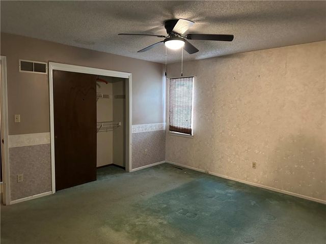 1107 N Cooper Street, Olathe, KS 66061