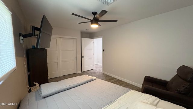 4422 W Greenway Road, Glendale, AZ 85306