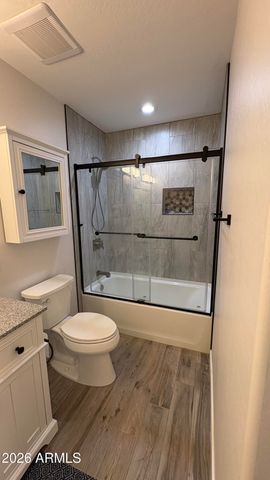 4422 W Greenway Road, Glendale, AZ 85306