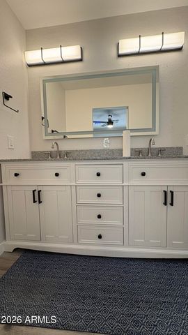 4422 W Greenway Road, Glendale, AZ 85306