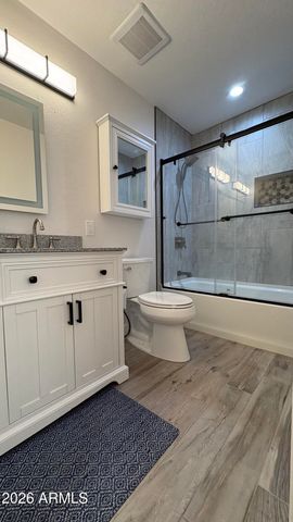 4422 W Greenway Road, Glendale, AZ 85306