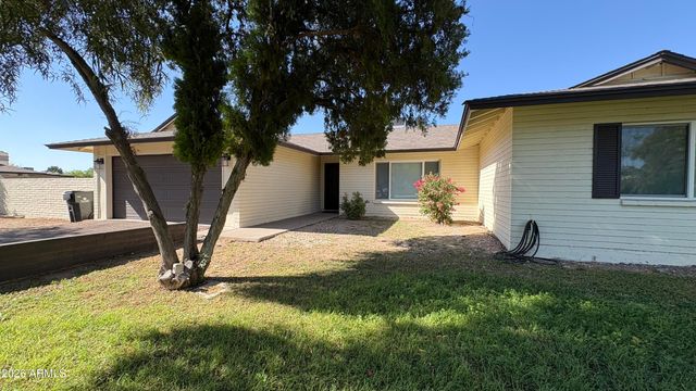4422 W Greenway Road, Glendale, AZ 85306