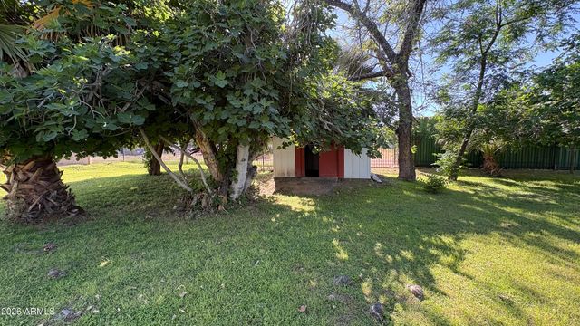 4422 W Greenway Road, Glendale, AZ 85306