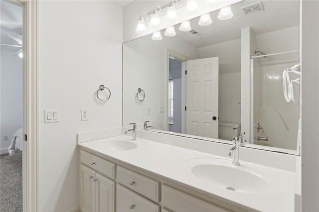 6715 Shadow Valley Road, Rogers, AR 72758