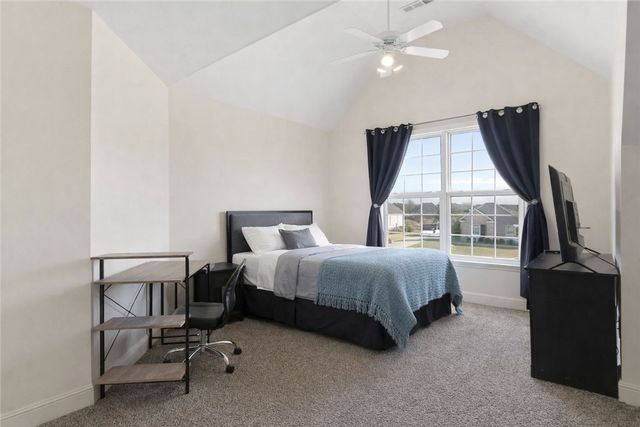 6715 Shadow Valley Road, Rogers, AR 72758