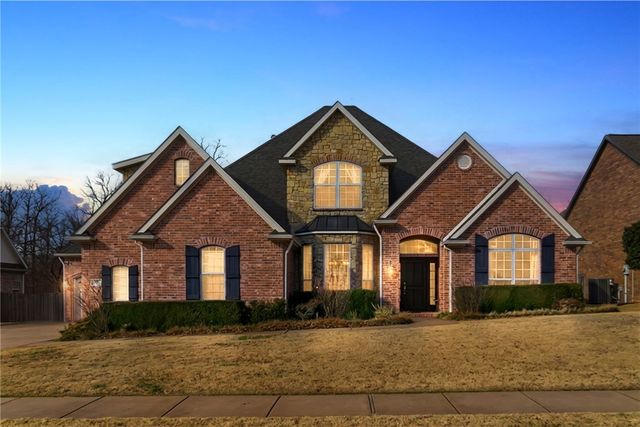 6715 Shadow Valley Road, Rogers, AR 72758