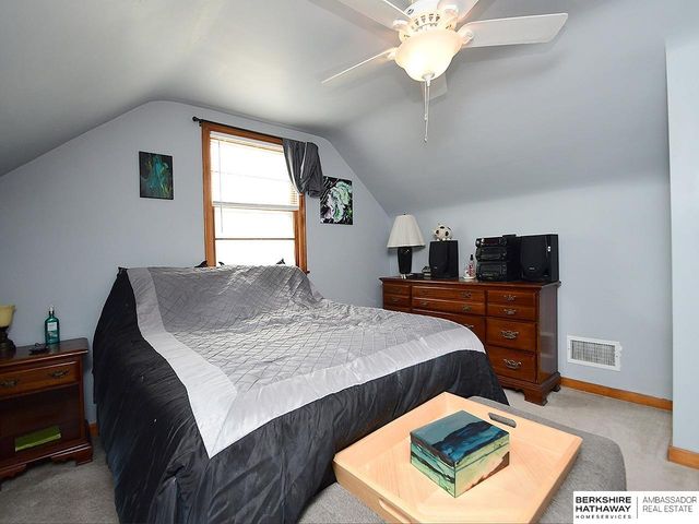 3818 T Street, Omaha, NE 68107