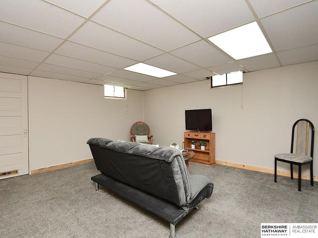 3818 T Street, Omaha, NE 68107