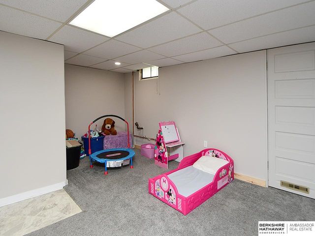 3818 T Street, Omaha, NE 68107