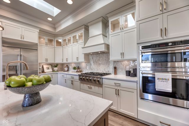 2684 Towne Run Court, Westfield, IN 46074