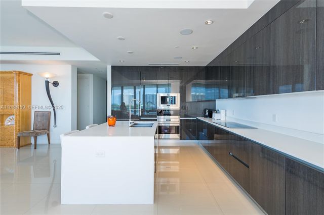 3250 NE 188th Street 601, Aventura, FL 33180