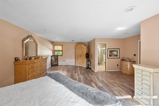 111 Brunswick Road, Lake Ronkonkoma, NY 11779