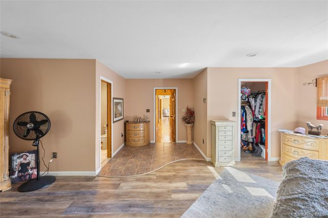 111 Brunswick Road, Lake Ronkonkoma, NY 11779