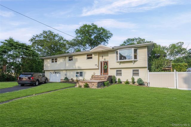111 Brunswick Road, Lake Ronkonkoma, NY 11779