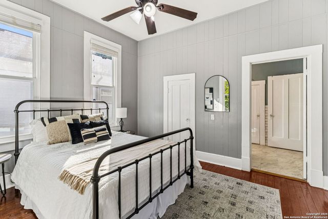 2007 S Presa St, San Antonio, TX 78210