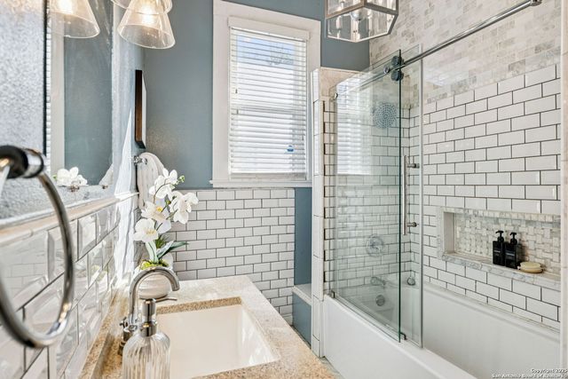 2007 S Presa St, San Antonio, TX 78210