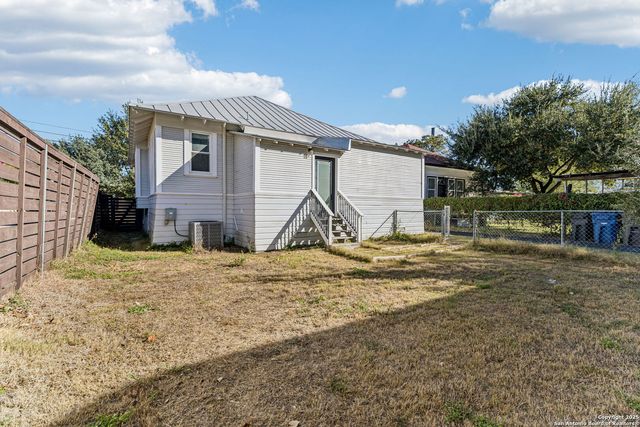2007 S Presa St, San Antonio, TX 78210