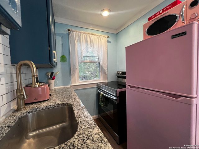 2007 S Presa St, San Antonio, TX 78210