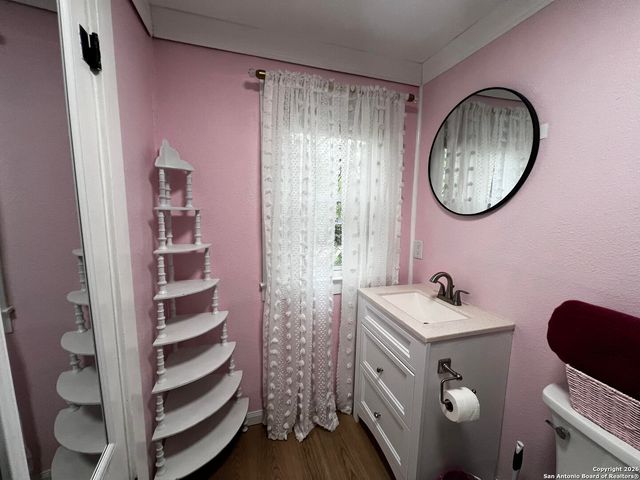 2007 S Presa St, San Antonio, TX 78210