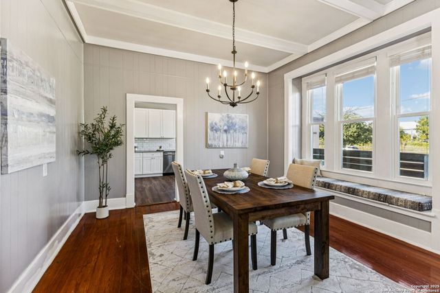 2007 S Presa St, San Antonio, TX 78210