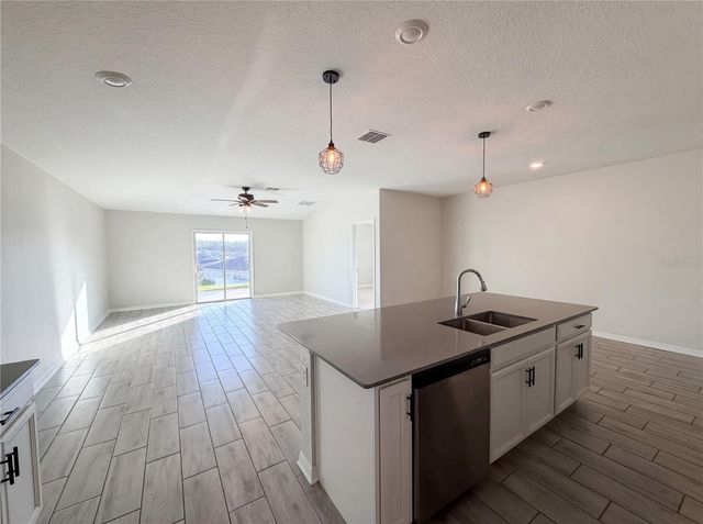 5108 TANZANITE DRIVE, Mount Dora, FL 32757