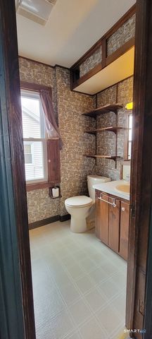 168 Fairlawn Avenue, Waterbury, CT 06705