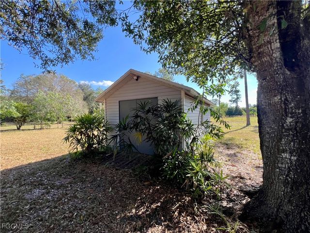 2610 52nd AVE NE, Naples, FL 34120