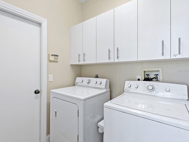 337 SUNSET LAKE BOULEVARD 337, Venice, FL 34292