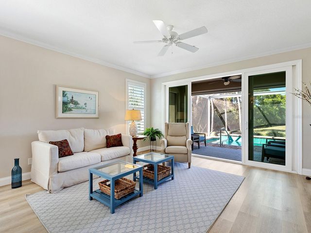 337 SUNSET LAKE BOULEVARD 337, Venice, FL 34292