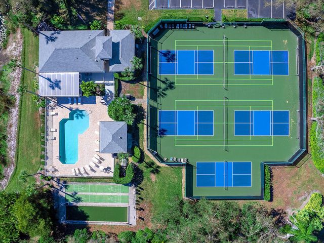 337 SUNSET LAKE BOULEVARD 337, Venice, FL 34292