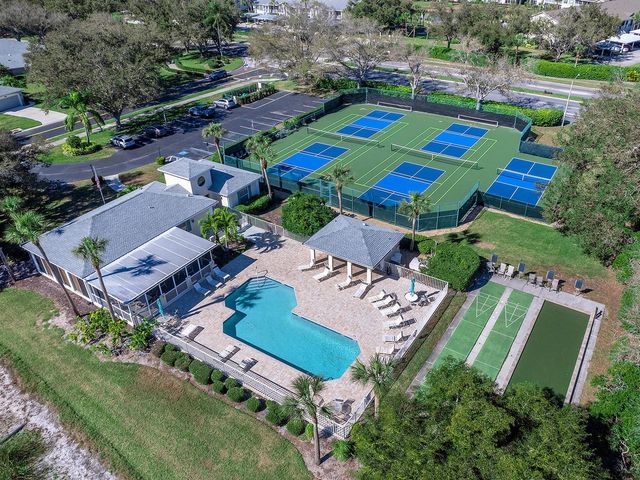 337 SUNSET LAKE BOULEVARD 337, Venice, FL 34292