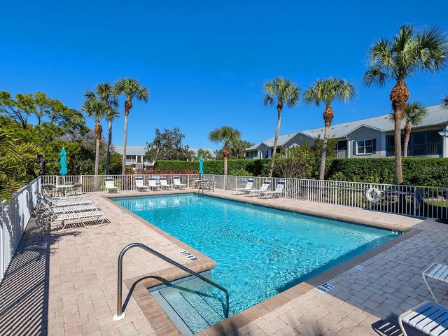 337 SUNSET LAKE BOULEVARD 337, Venice, FL 34292