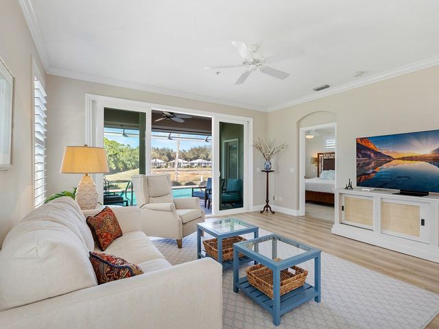 337 SUNSET LAKE BOULEVARD 337, Venice, FL 34292