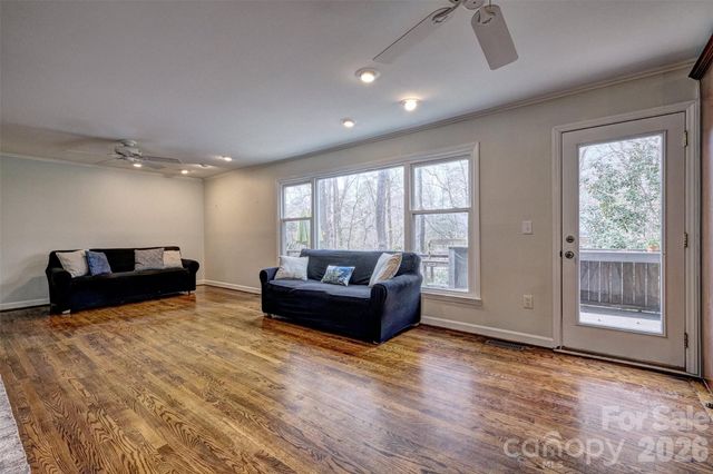 15 Sandy Cove Road, Lake Wylie, SC 29710