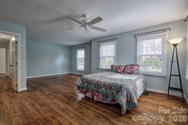 15 Sandy Cove Road, Lake Wylie, SC 29710