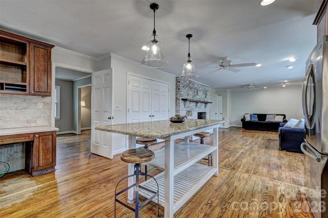 15 Sandy Cove Road, Lake Wylie, SC 29710