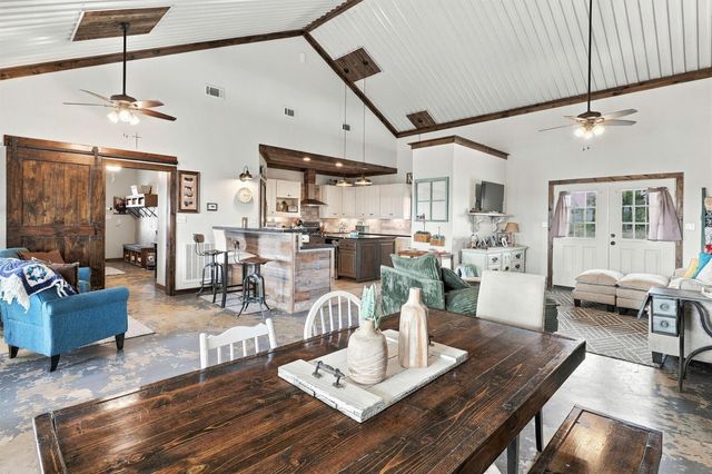 1792 Stockold Road, Sealy, TX 77474